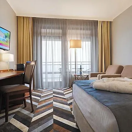 Hotell Belweder 5*
